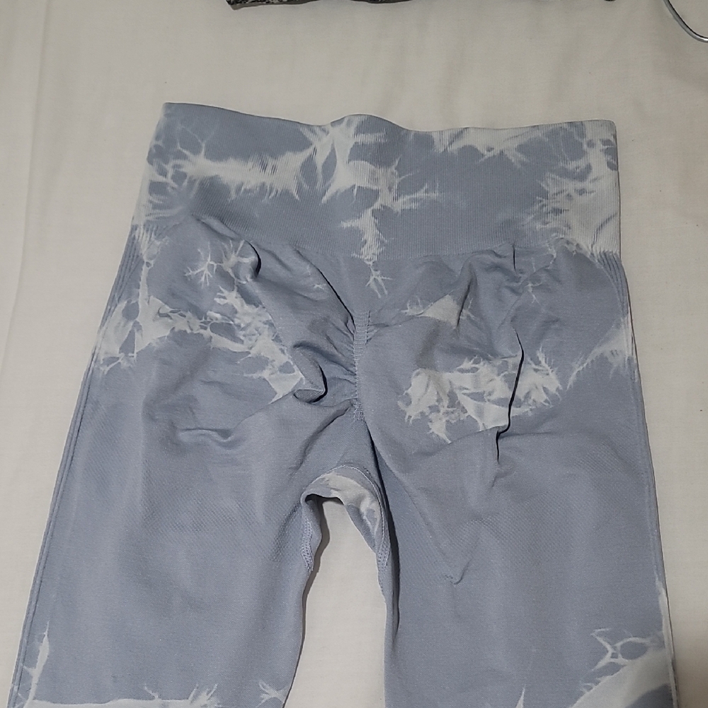 Blue and White Tie-Dye Leggings
